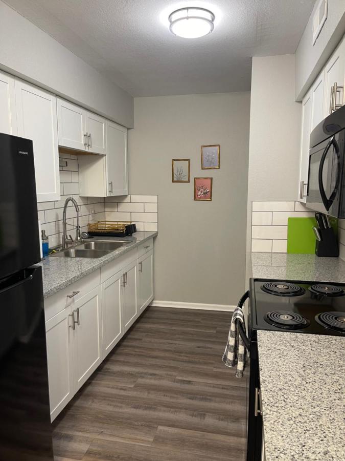 The Deannie Apt #6 - Simple And Homey 2Bd W/ Wifi Hamilton Bagian luar foto